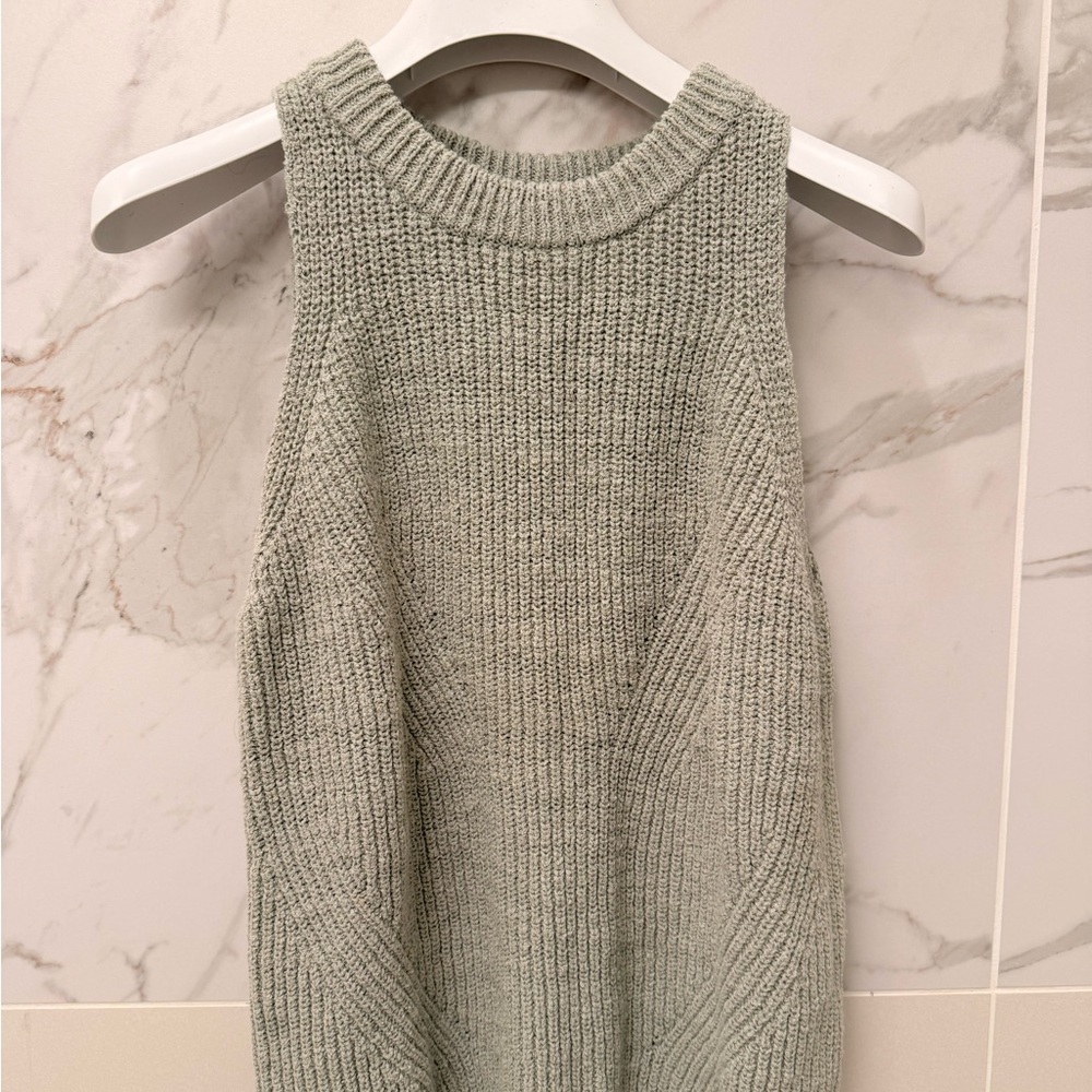 Madewell Textured Knit Sweater in Light Gray